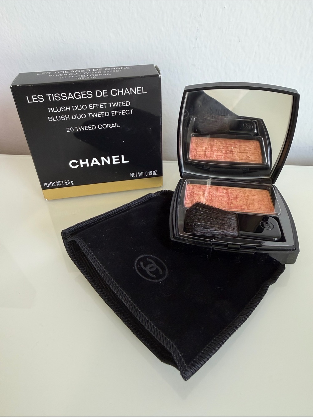 NIB Chanel Les Tissages De Chanel Blush Duo Tweed Effect in Tweed Corail